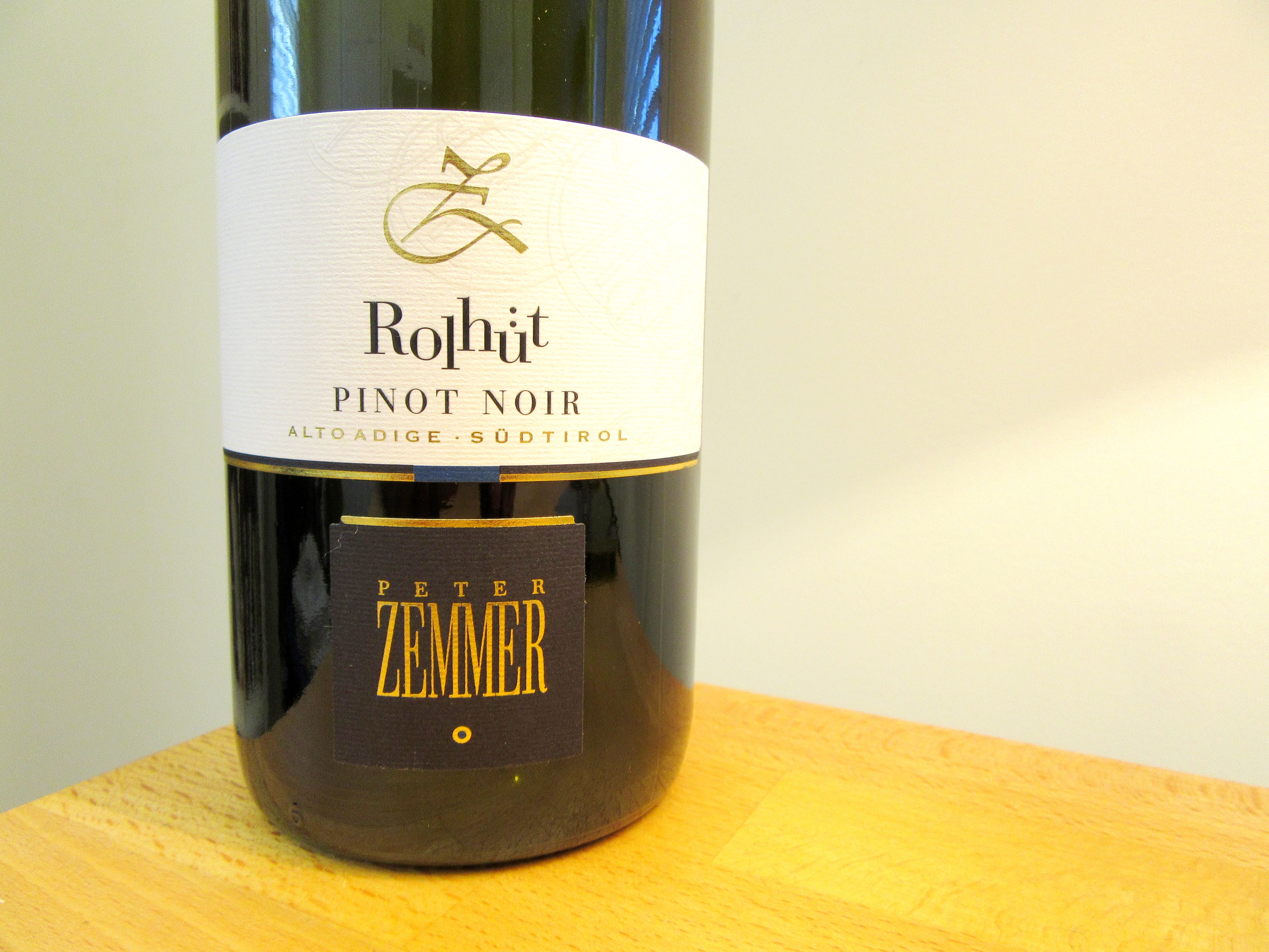 Peter Zemmer, Rollhütt Pinot Noir 2015, Alto Adige - Süditrol, Italy, Wine Casual