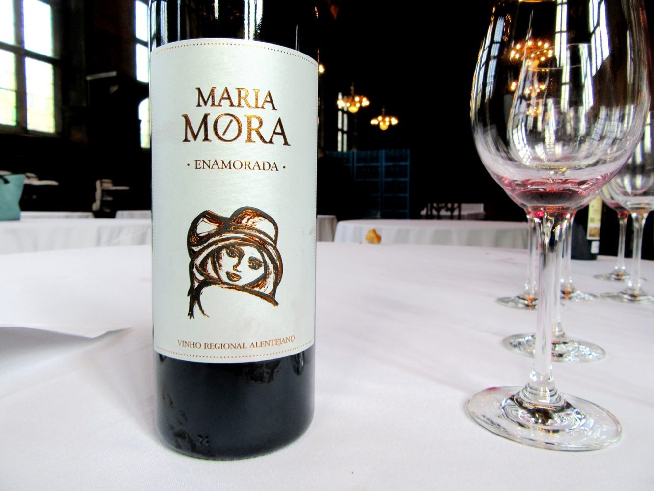 Magnum Wines Carlos Lucas, Maria Mora Enamorada Tinto, 2012, Vinho Regional Alentejo, Portugal, Wine Casual