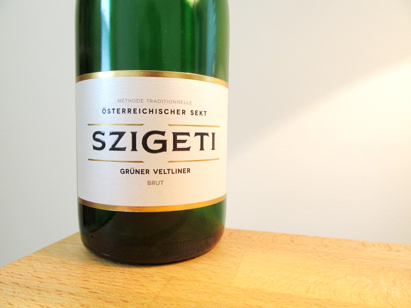Szigeti, Grüner Veltliner Sekt Brut, Burgenland, Austria, Wine Casual