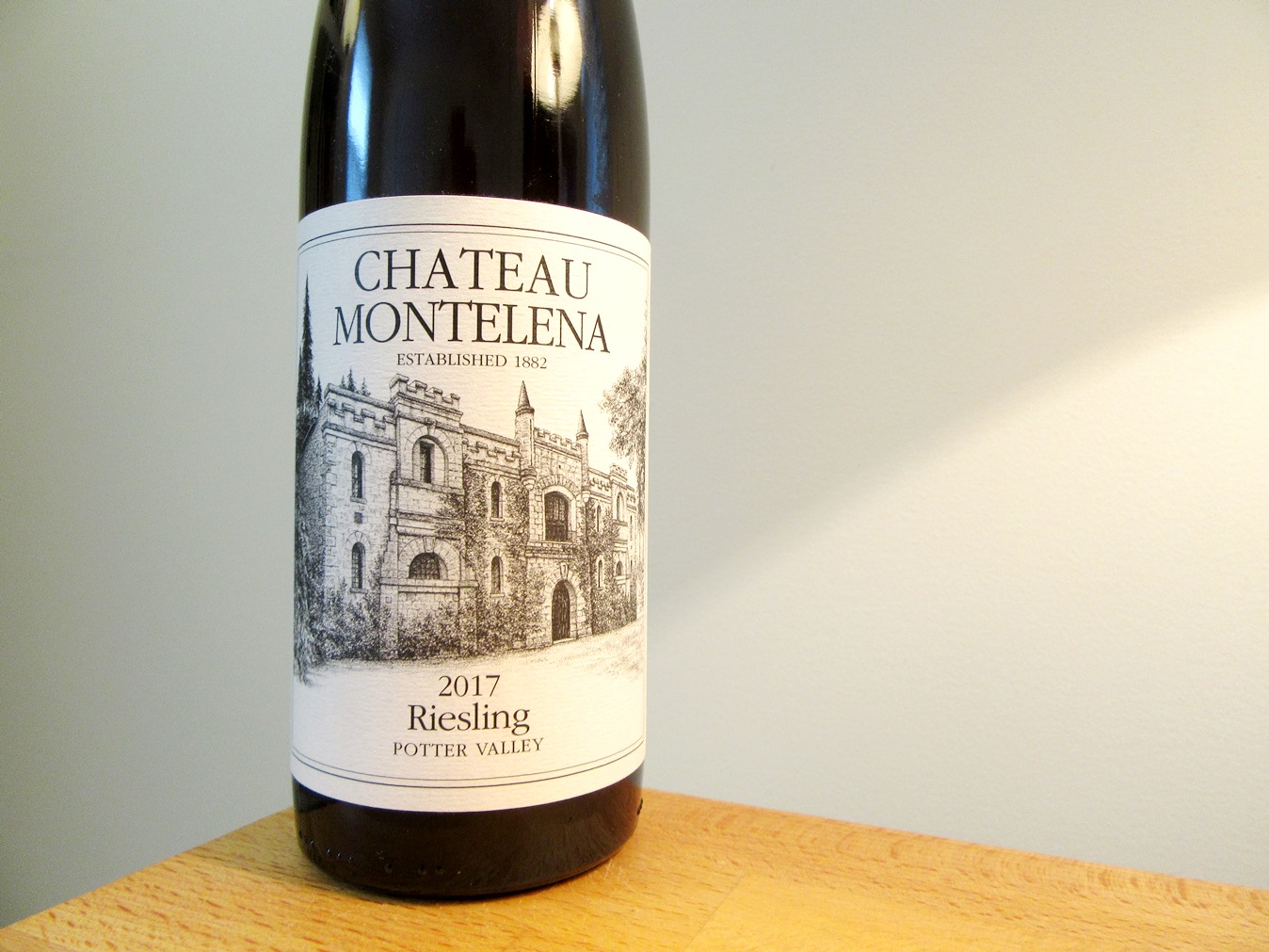 Chateau Montelena, Riesling 2017, Potter Valley, California, Wine Casual