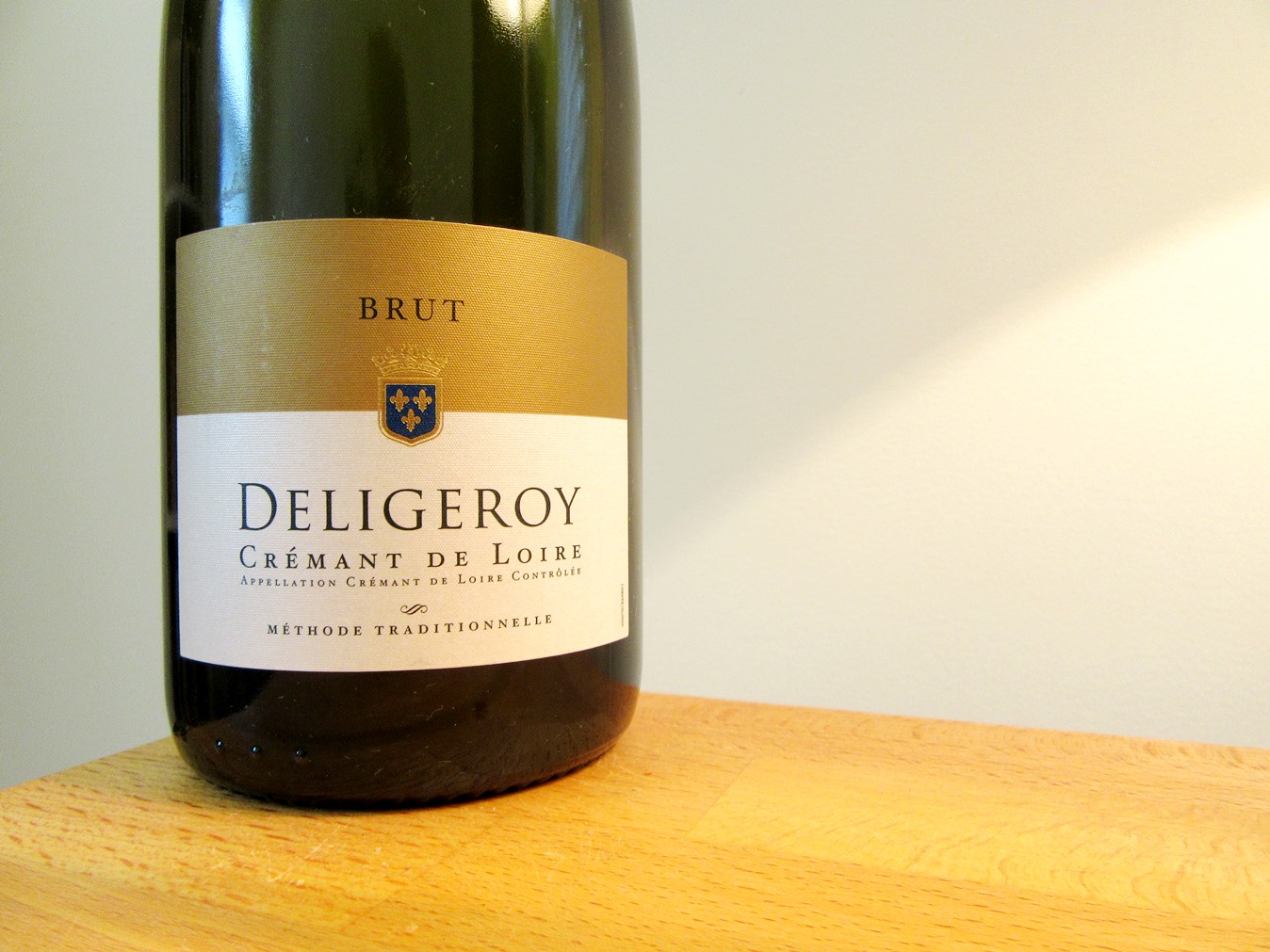 Deligeroy, Crémant de Loire Brut, Loire, France, Wine Casual