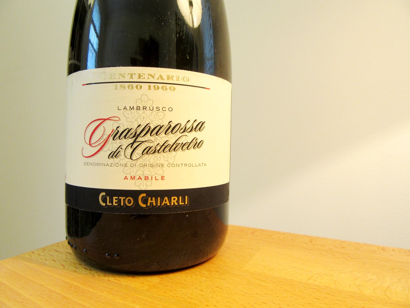 Cleto Chiarli, Centenario Lambrusco Grasparossa Di Castelvetro Amabile, Emilia-Romagna, Italy, Wine Casual