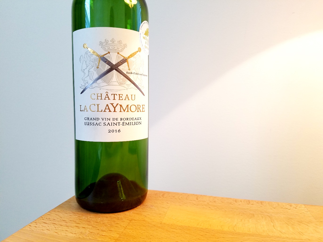 Château LaClaymore, Lussac Saint-Émilion 2016, Bordeaux, France, Wine Casual