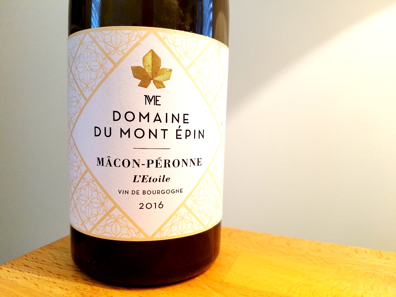Domaine du Mont Épin, Mâcon-Péronne L’Etoile 2016, Maconnais, Burgundy, France, Wine Casual