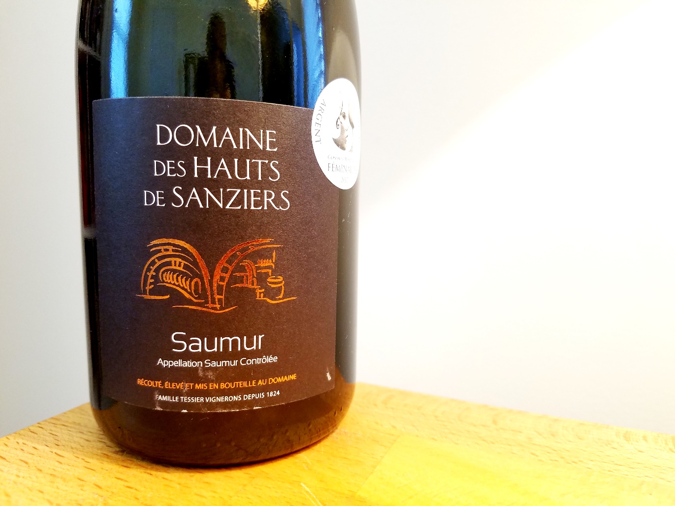 Domaine des Hauts de Sanziers, Saumur 2016, Loire, France, Wine Casual