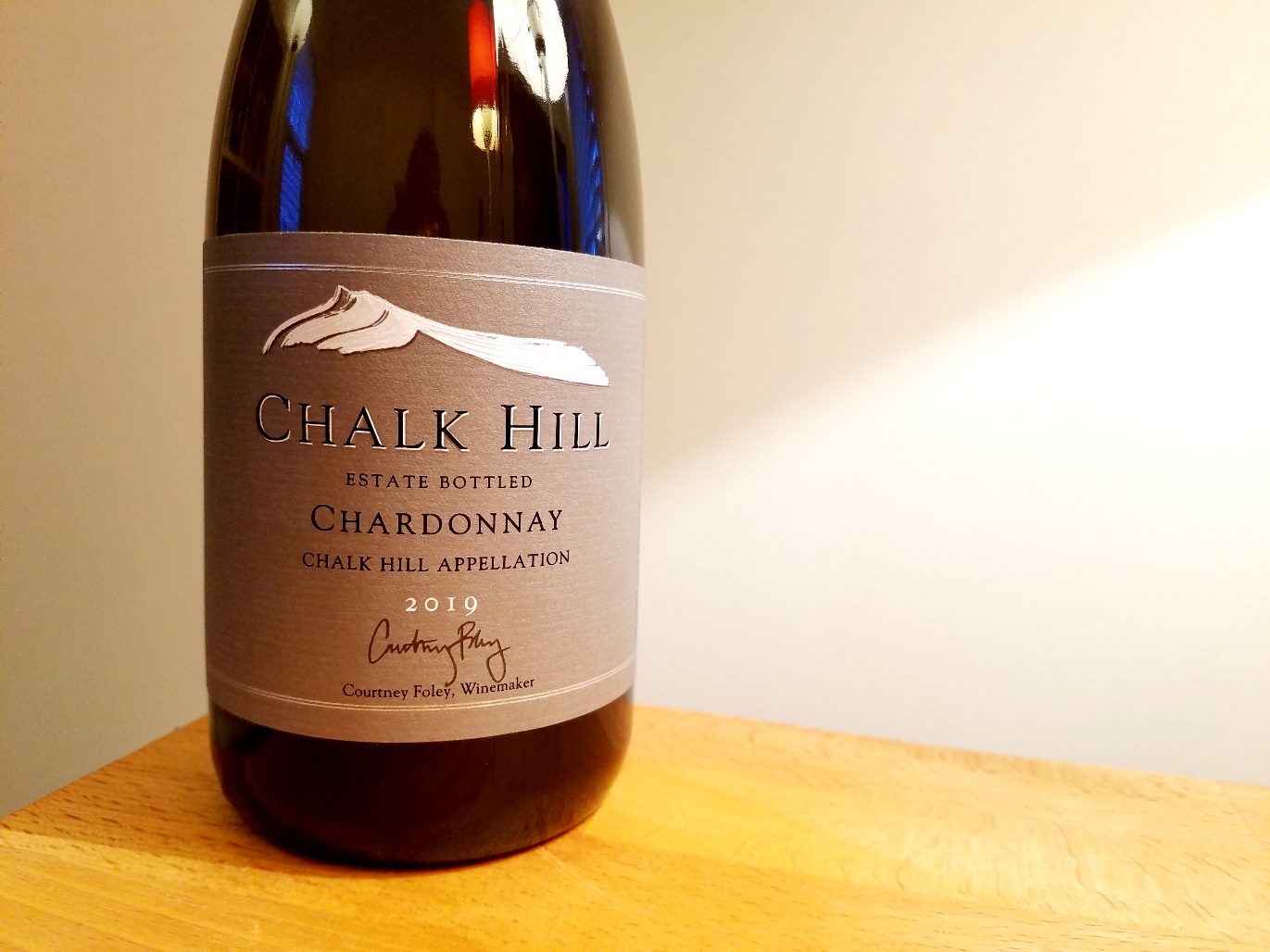 Chalk Hill, Estate Chardonnay 2019, Chalk Hill, California, Wine Casual