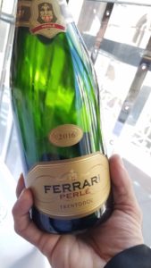  Ferrari Perlé 2016 made from 100% chardonnay couples the region’s characteristic high acidity with chalk along the midpalate showing balance between the bright fruit aromas and lees maturity. Wine Casual