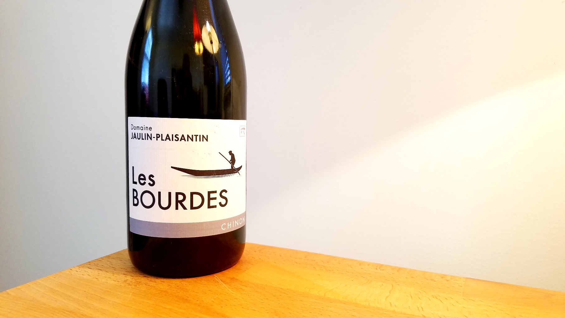 Domaine Jaulin-Plaisantin, Les Bourdes Chinon 2017, Loire, France, Wine Casual
