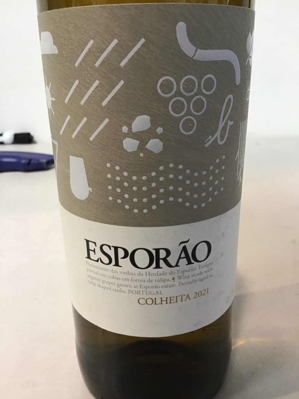 Herdade do Esporäo, Esporäo White 2021, Alentejano, Portugal, Wine Casual